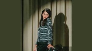 SIENNA SPIRO – You Stole The Show