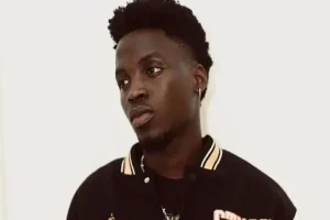 Kunmie – Solace Lyrics