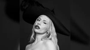 Ava Max – Out of Your Mind