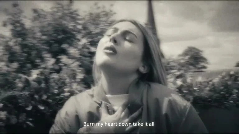 Gigi Moss Sad And Beautiful