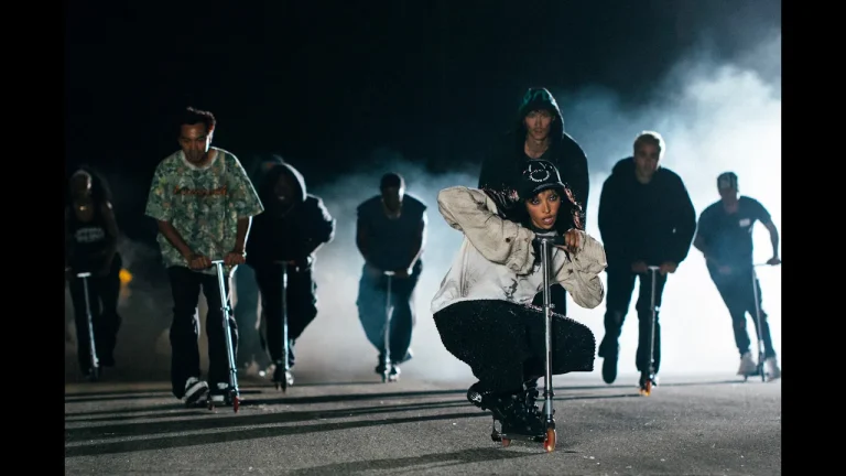 Tinashe Crash Out